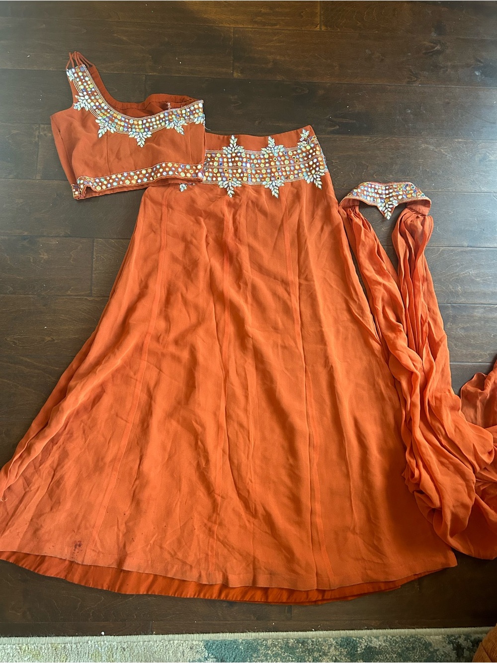 Women’s Sz XS 3 Pc Lehenga Top Dupatta Set Indian Wedding Rust Beaded
